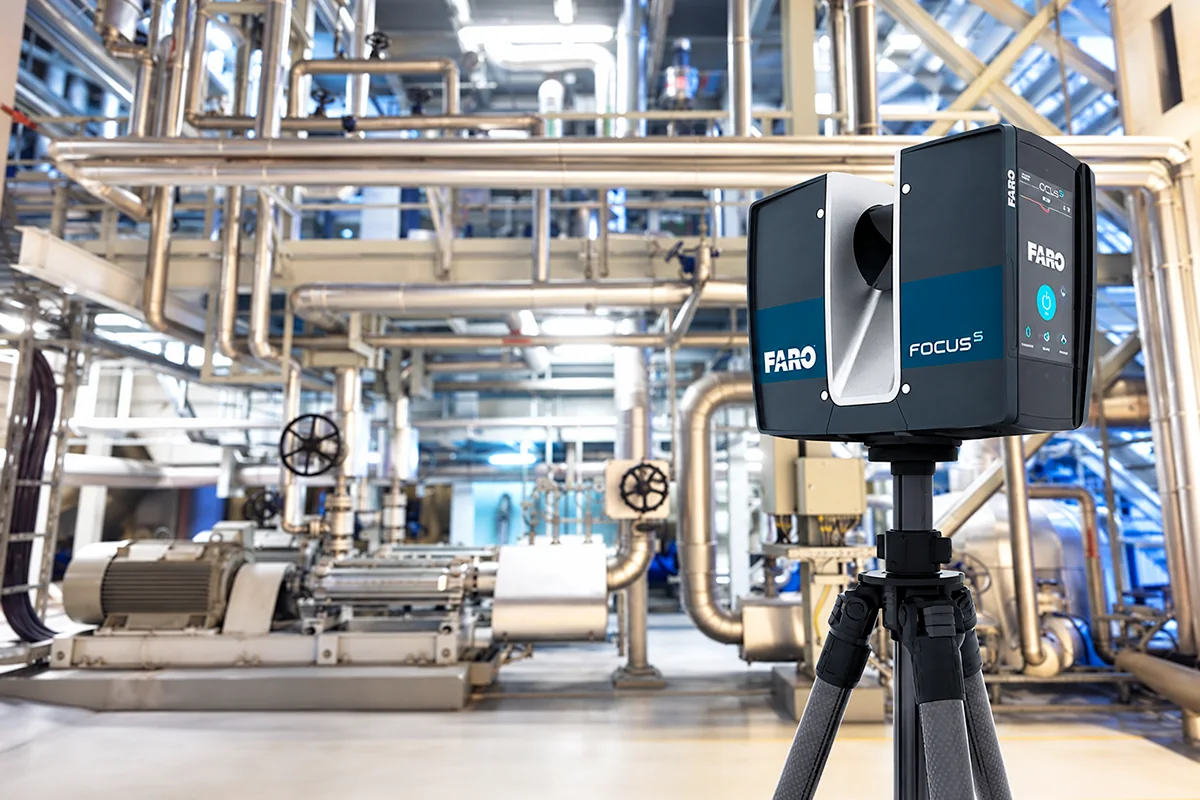 Escáner láser terrestre FARO Focus para levantamiento industrial 3D